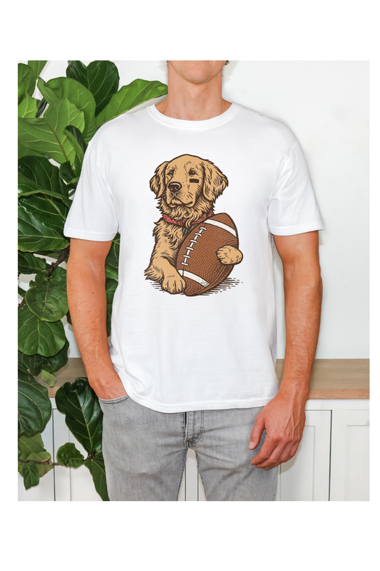 GOLDEN RETRIEVER WITH FOOTBLL